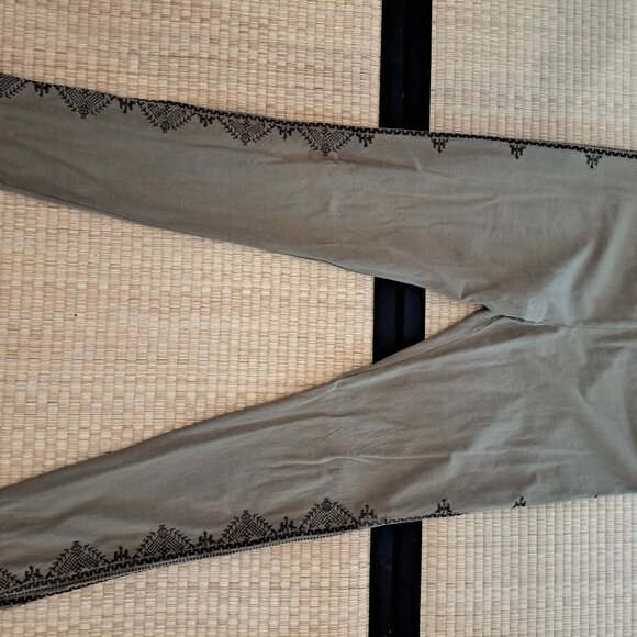 Johnny Was Leggings - Picture 1 of 4